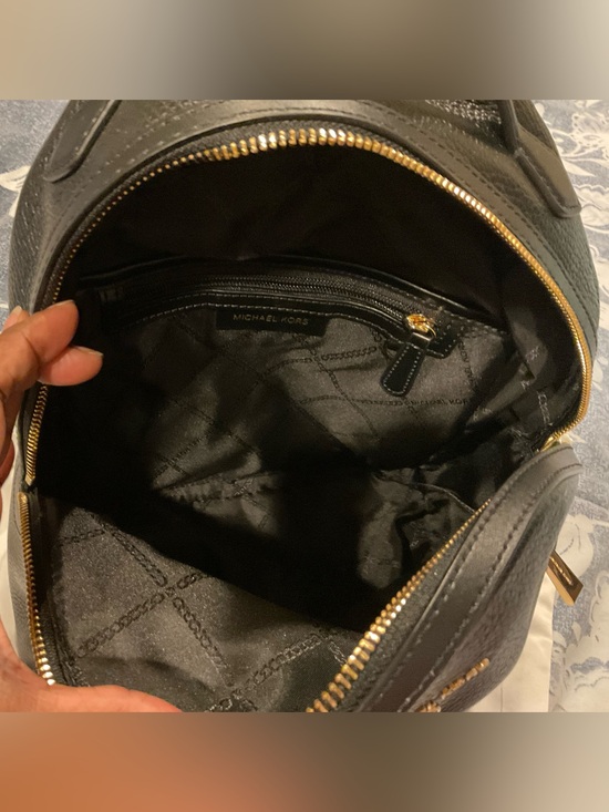 NWOT Michael Kors Valerie Pebble Leather Backpack with Gold Hardware, Black